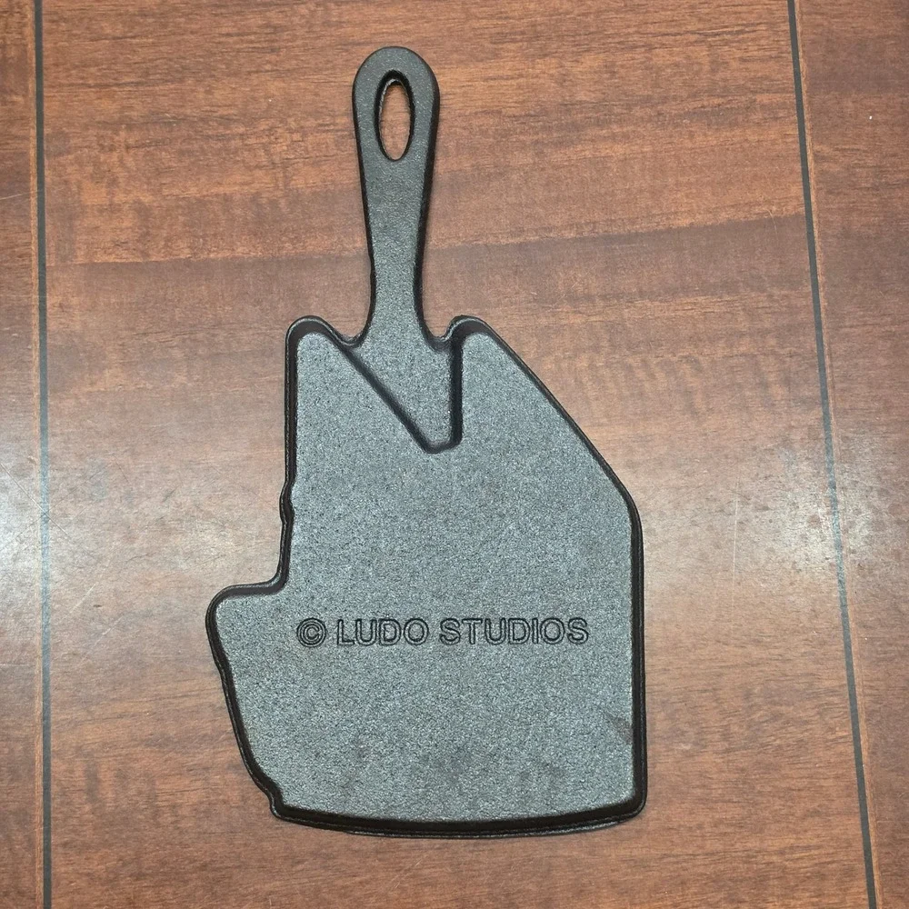 Bluey Disney Face Cast Iron Skillet Pan Black Ludo Studios Pancake Pan
